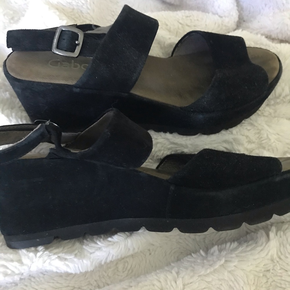 Gabor genuine leather and suede sandles 5 1/2